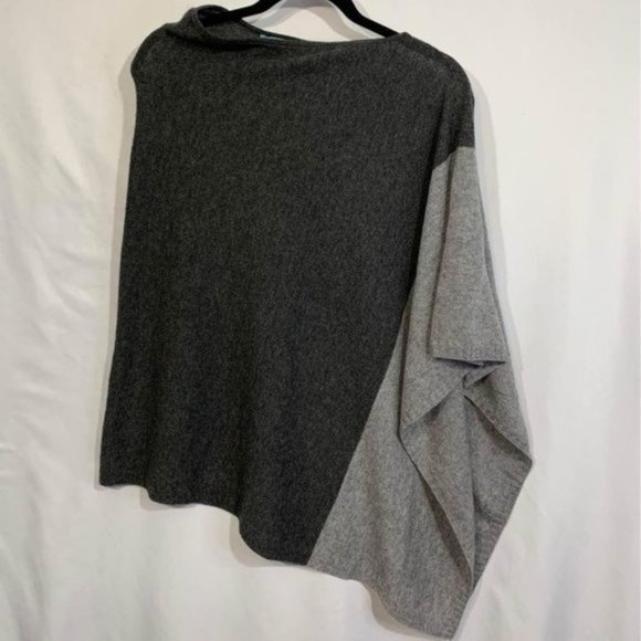 Celeste Poncho/shawl 90% Wool, 10% Charcoal And Light